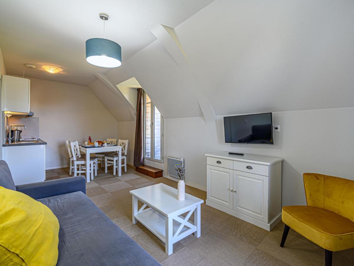 Apartment Chateau De Kergonano-2 By Interhome Baden Bagian luar foto